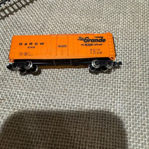 Orange Rio Grande Model Train Car - Picture 3 of 12